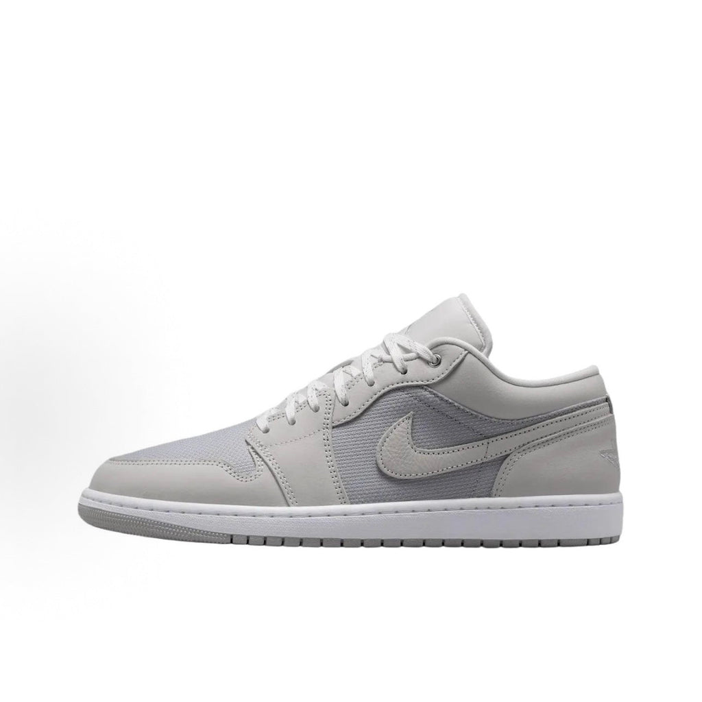 Jordan Air Jordan 1 Retro Men's Basketball Shoes (Light Grey)