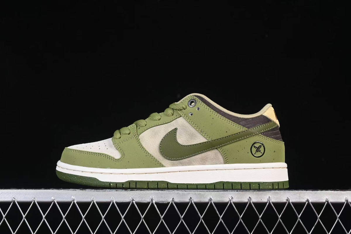 SB Dunk X Yuto Horigome Matcha