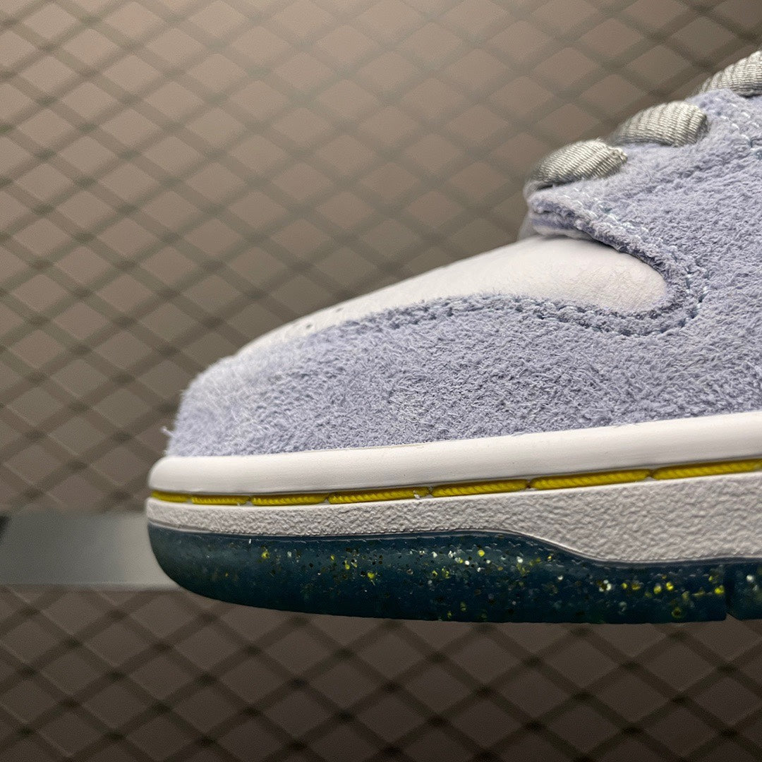 Sean Cliver X SB Dunk